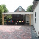 carport met eiken kolom